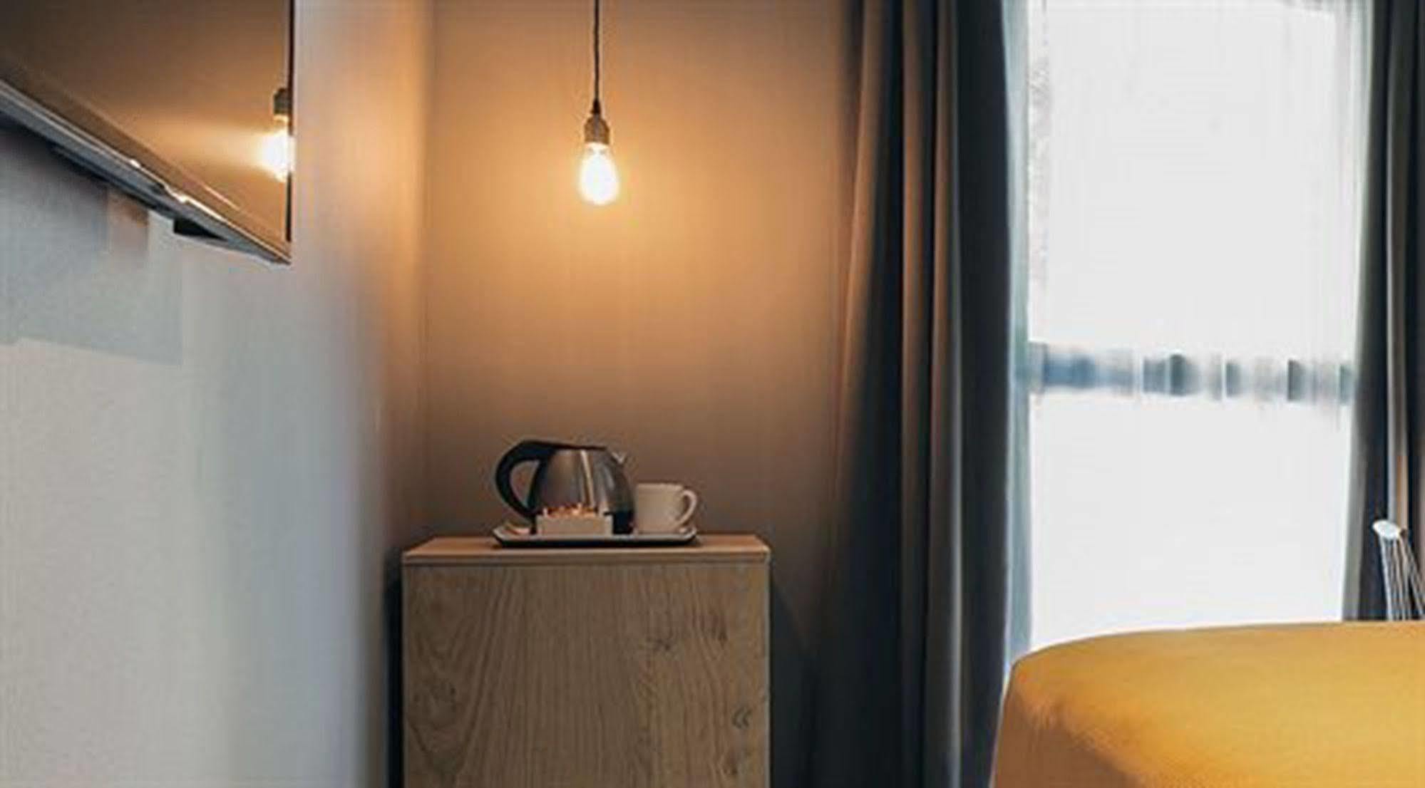 Yurbban Trafalgar Hotel Barcelona Kültér fotó