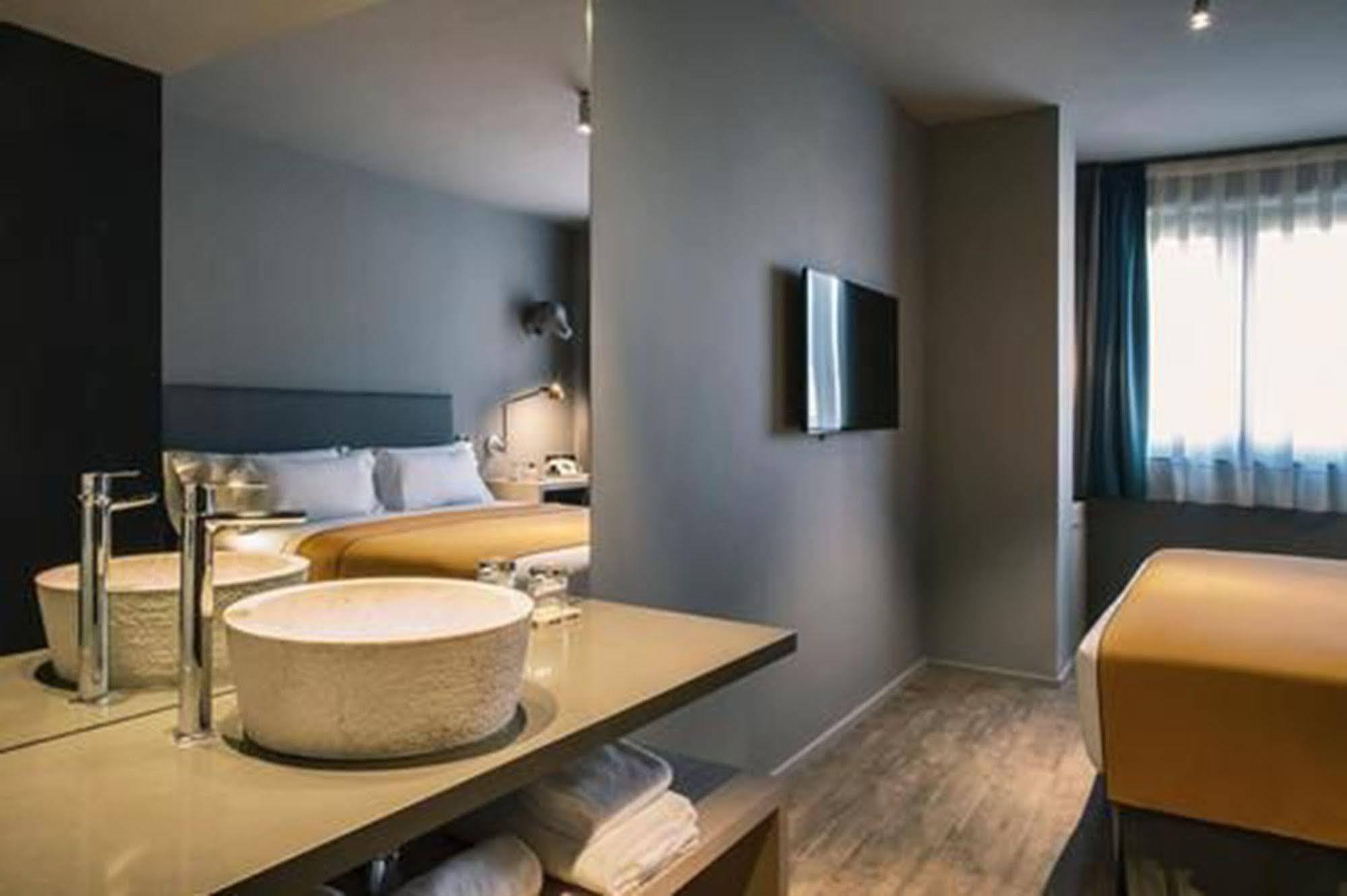 Yurbban Trafalgar Hotel Barcelona Kültér fotó
