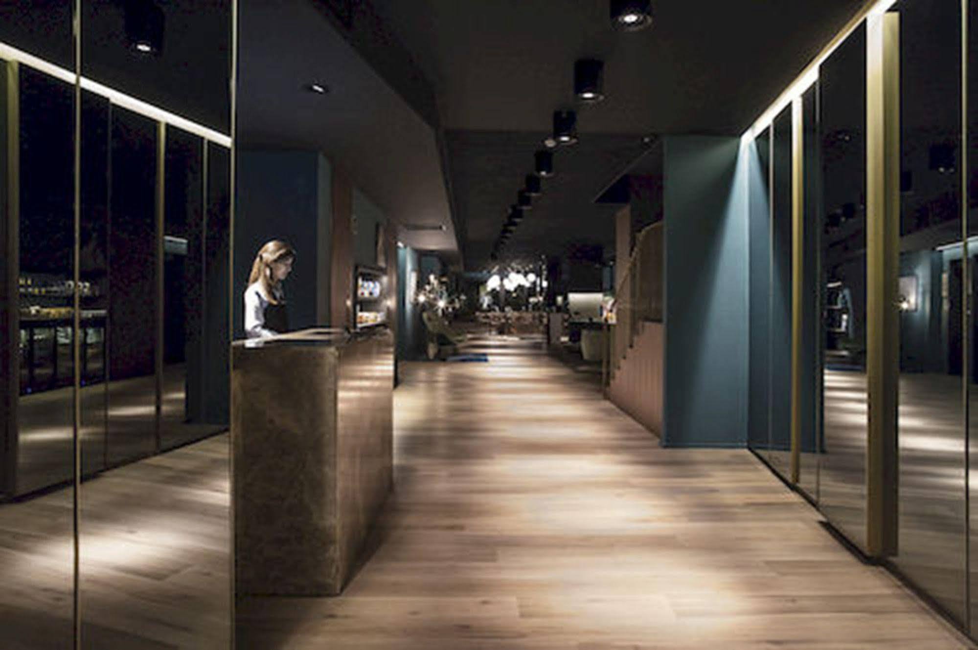 Yurbban Trafalgar Hotel Barcelona Kültér fotó